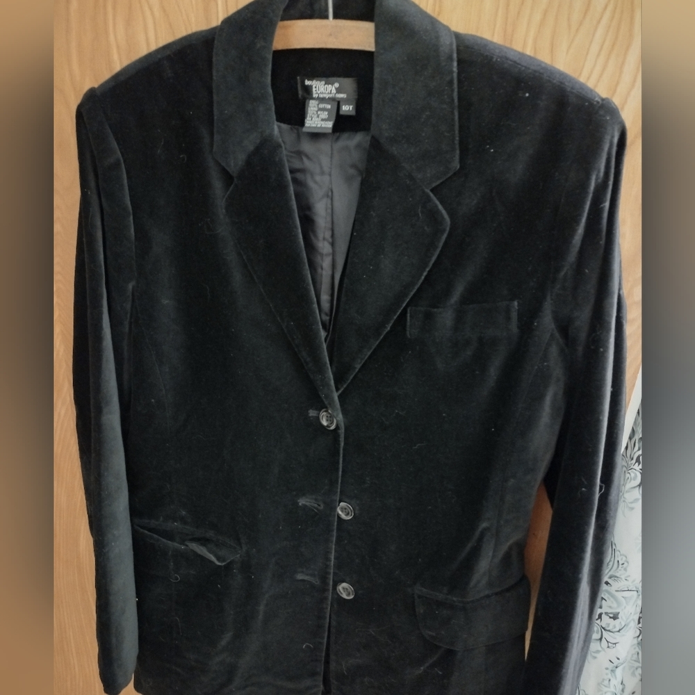 Woman's jacket size 10 Newport news